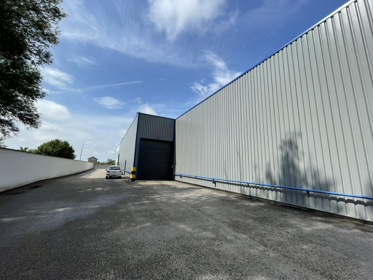 Local d'activité Beaune 875m² Location local d'activité Beaune Côte-d'Or OLACT2312396 3